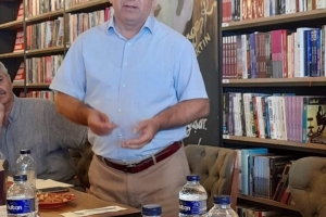 2022 Kurban Bayramı Toplantımız---Kurban Bayramı nedeniyle İnegöl Kent Gönüllüleri Derneği olarak bugün yönetim kurulu ve üyelerimizle önce bayramlaşma sonrasında da mini bir sohbetli toplantımızı yaptık. Yargı Akademi de gerçekleştirdiğimiz bayramlaşma programında dernek başkanımız Ramiz Yiğit,