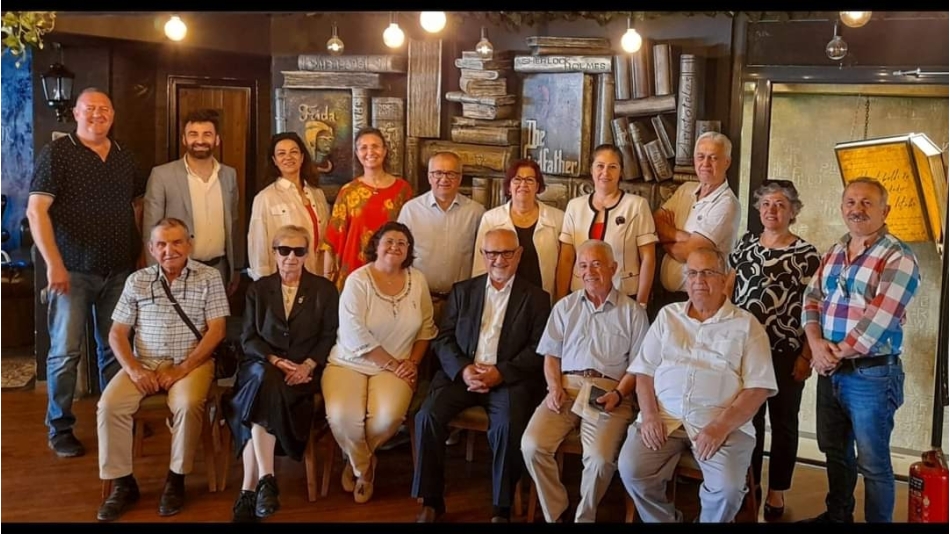 2022 Kurban Bayramı Toplantımız---Kurban Bayramı nedeniyle İnegöl Kent Gönüllüleri Derneği olarak bugün yönetim kurulu ve üyelerimizle önce bayramlaşma sonrasında da mini bir sohbetli toplantımızı yaptık. Yargı Akademi de gerçekleştirdiğimiz bayramlaşma programında dernek başkanımız Ramiz Yiğit,